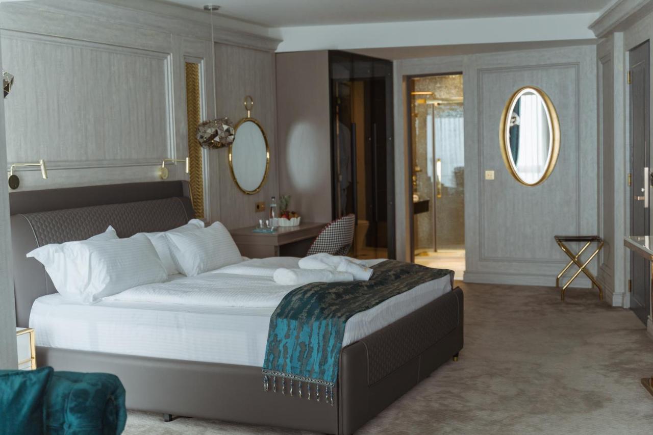 Hotel Maris Ulcinj Luaran gambar