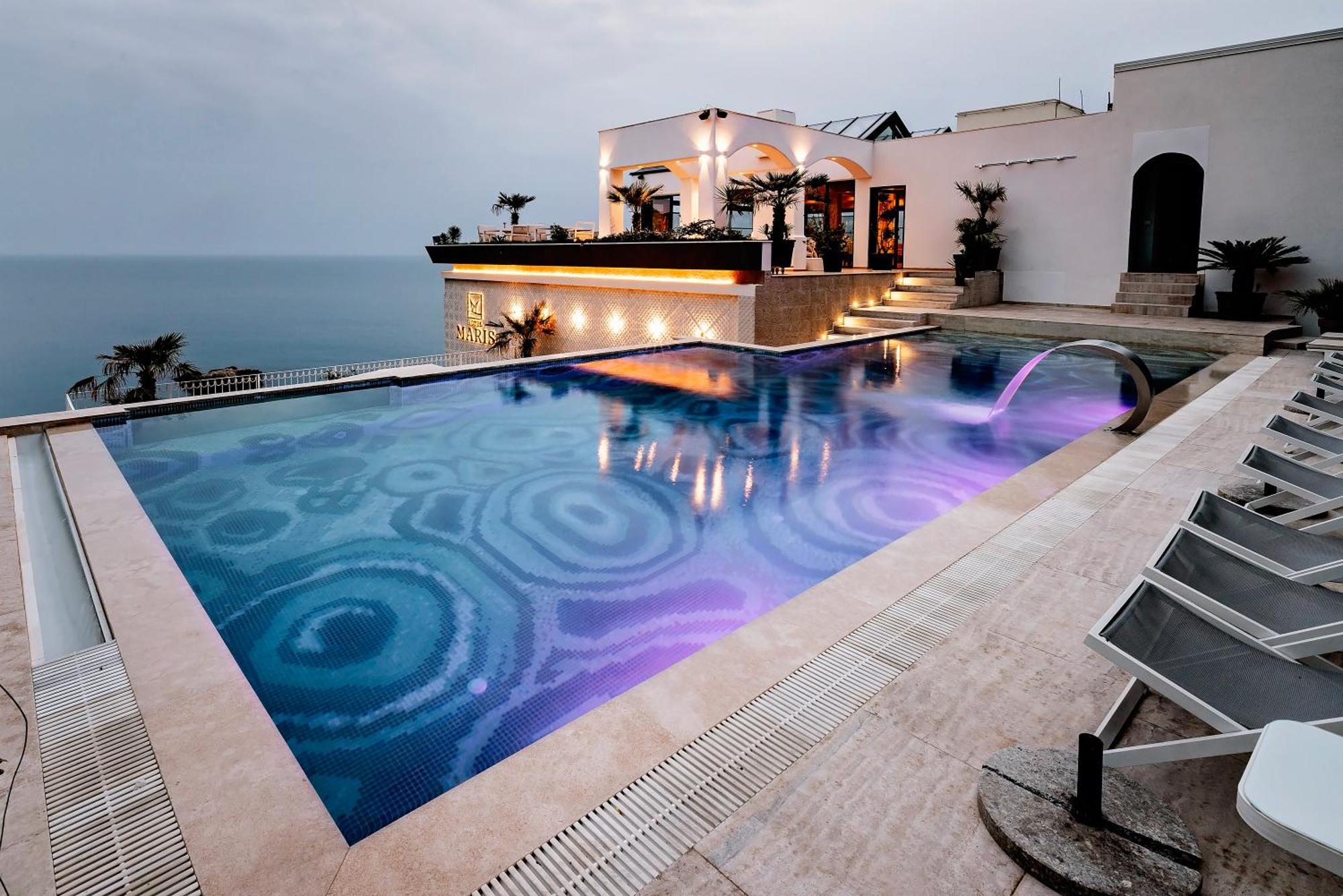 Hotel Maris Ulcinj Luaran gambar