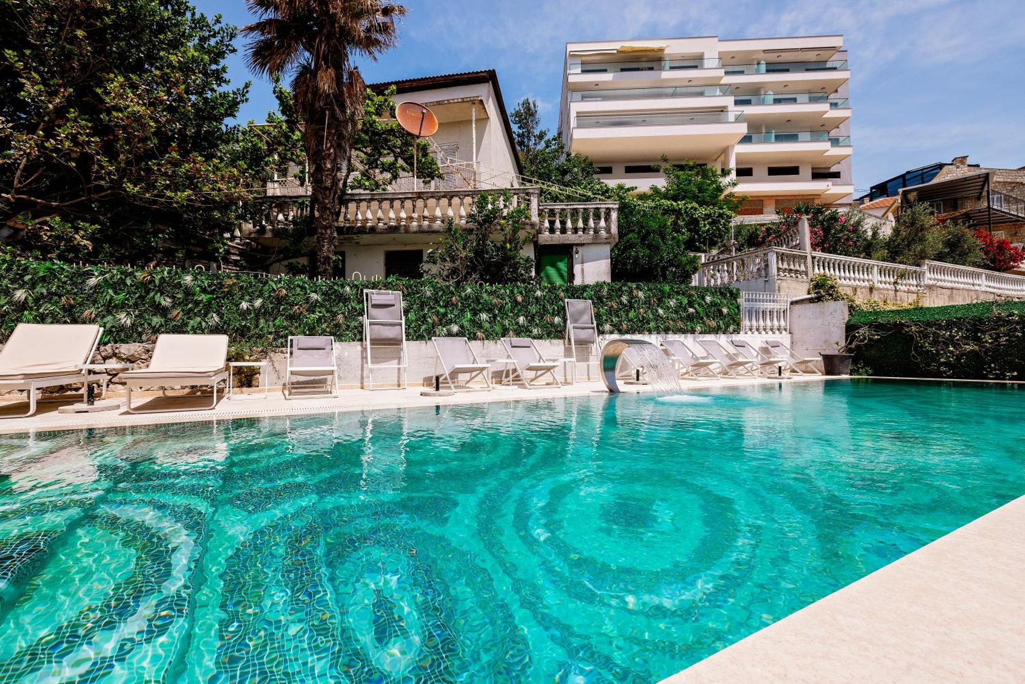 Hotel Maris Ulcinj Luaran gambar